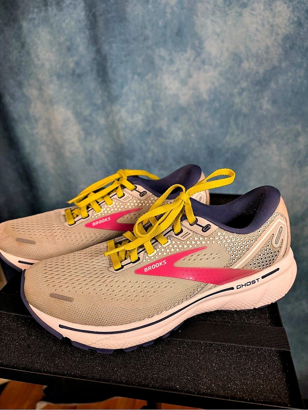 Brooks Ghost 14 Running Shoes Women's 7.5 Gray Pink